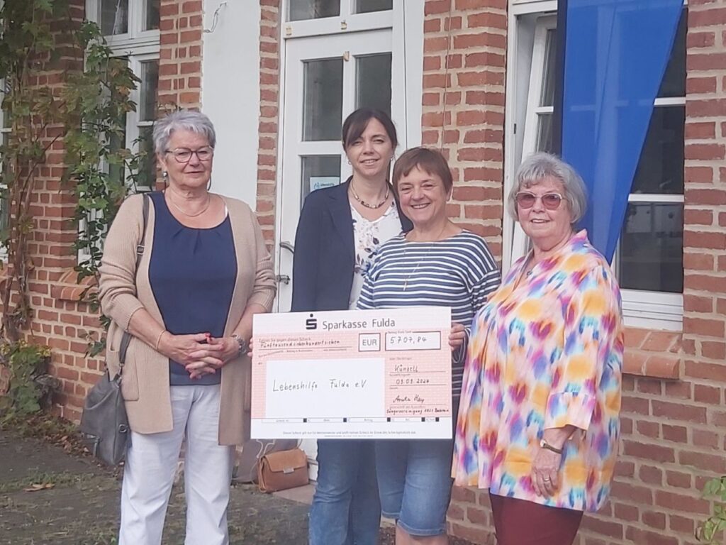 Spendenübergabe Sängervereinigung Bachrain